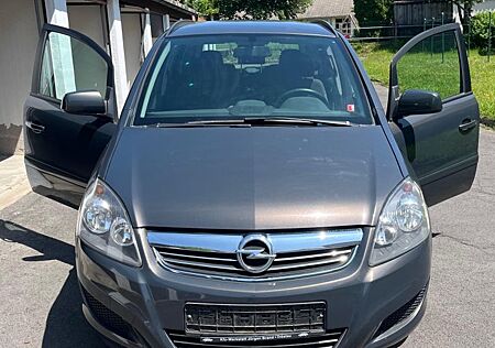 Opel Zafira 1.8 Family Family