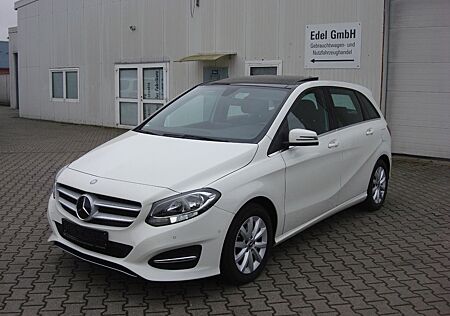 Mercedes-Benz B 180 7G-DCT Style*AHK*Distronic*Kamera*Pano*