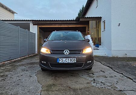 VW Sharan Volkswagen 2.0 TDI 130kW BMotion Technology Cup ...