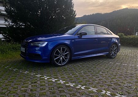 Audi A3 2.0 TDI quattro S tronic S line S line