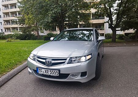 Honda Accord 2.4 Executive *wenig Laufleistung*