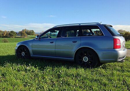 Audi RS4 2.7 quattro - B5- orginal