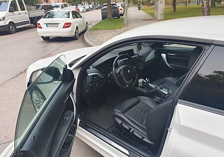 BMW 120d Edition Exclusive Coupé Edition Exclusive