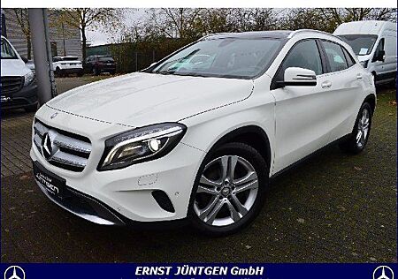 Mercedes-Benz GLA 200 Urban PANORAMA BI-XENON PARK-ASSIST