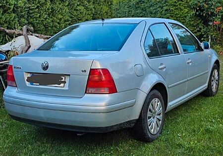 VW Bora Volkswagen 1.6 Comfortline Comfortline