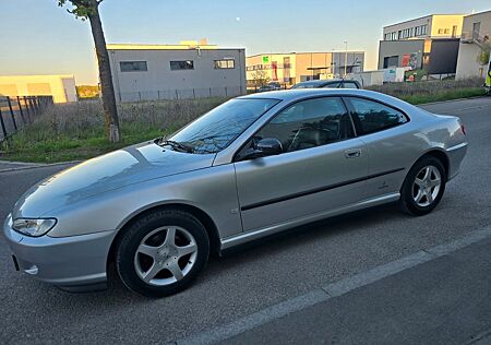 Peugeot 406 2,2 HDI 135 Coupe/VOLL LEDER/XENON/ALU/KLIMA