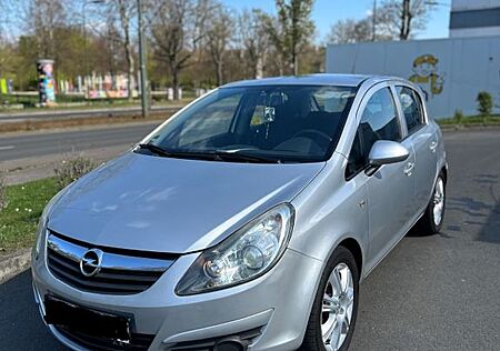 Opel Corsa D 1.2 4/5 Türer TÜV NEU!!!
