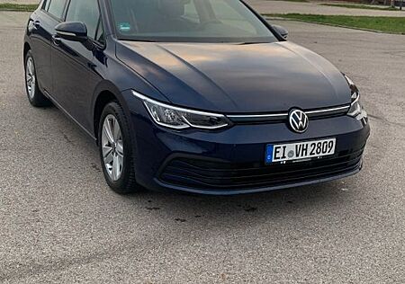 VW Golf Volkswagen 1.5 TSI 130 PS Life - Unfallfrei