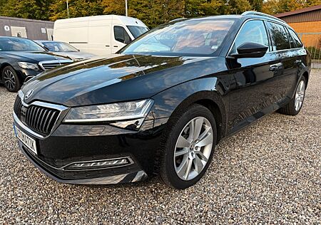 Skoda Superb Combi Style+DIST+KAM+MEM+Keyles+AHK+4xSHZ