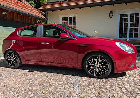 Alfa Romeo Giulietta 1.4 TB MultiAir TCT Voll Unikat