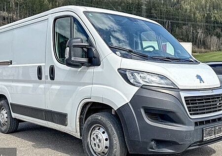 Peugeot Boxer Kasten L1H1 Pro BlueHDi 120 - NEUWERTIG!