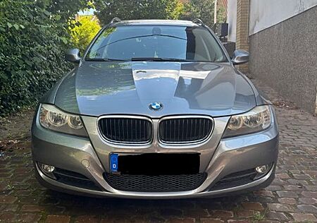 BMW 318 D Automatik mit Panoramaschiebedach, Anhän.