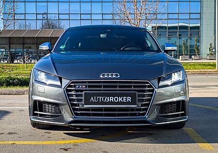 Audi TTS Coupe 2.0 TFSI S tronic quattro -