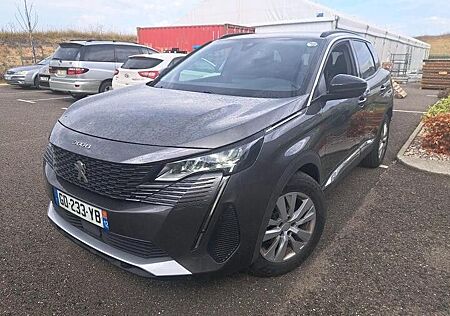 Peugeot 3008 1.5 BlueHDi 130 Active Kamera,Navi,LED