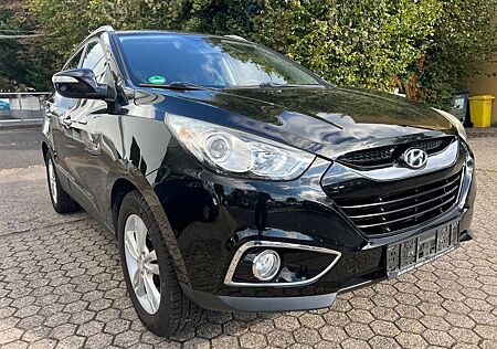 Hyundai ix35 blue Style 1.Hand*LPG*Leder*Klimaauto.*SHZ