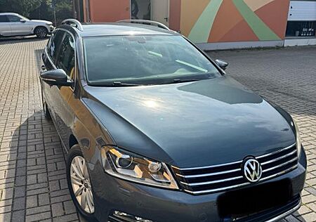 VW Passat Variant Volkswagen 2.0 TDI 4MOT Comfortline BMT ...