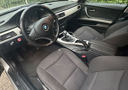 BMW 320d Sport Line Sport Line