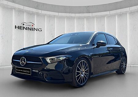 Mercedes-Benz A 200 d AMG Night-Paket Panorama Burmester Distr