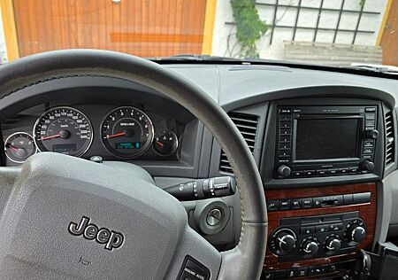 Jeep Grand Cherokee Overland 5.7 V8 HEMI Aut. LPG