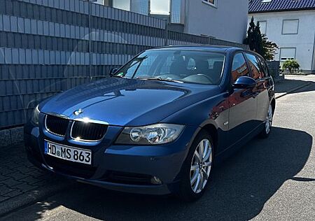 BMW 318i touring