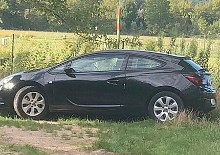 Opel Astra GTC 1.4 Active Active Neue Allwetterreifen