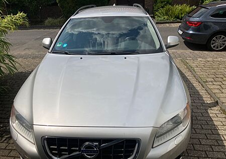 Volvo V70 2.0D Summum, lückenlose Historie, 8 Reifen