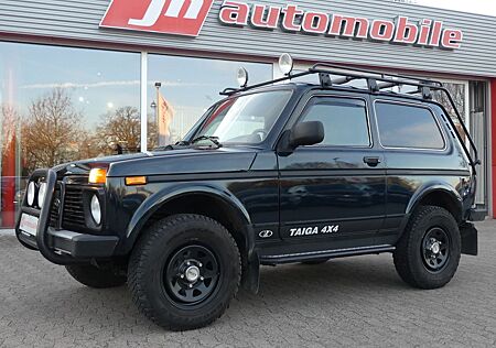 Lada Niva Taiga 4x4 AHK*4 Sitze*Dachträger ab 199€