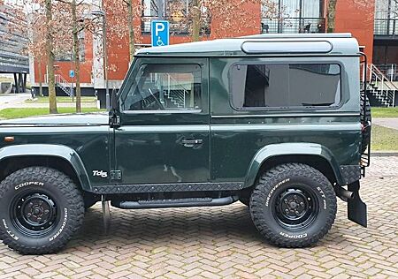Land Rover Defender 90 TD 5 Station Wagon -