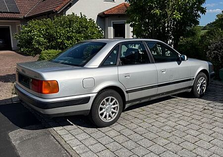 Audi 100