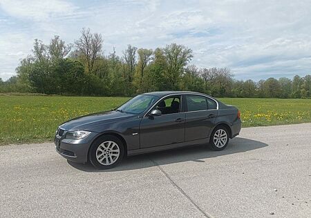 BMW 325xi xDrive E90, 106.000km/ TÜV neu