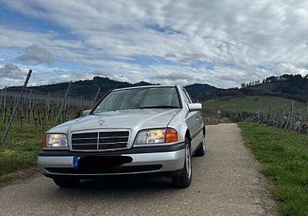 Mercedes-Benz C 180 CLASSIC Classic