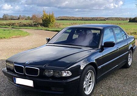 BMW 740i A M Sport e38