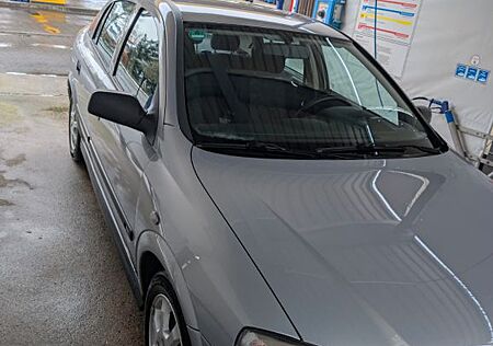 Opel Astra 1.6 16V Comfort Comfort