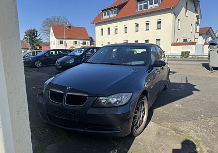 BMW 320i 3 / Unfall