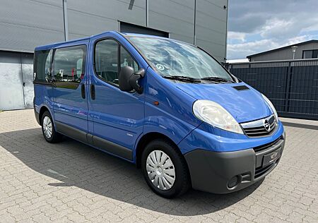 Opel Vivaro Kombi Autom. L1H1 ROLLSTUHL*RAMPE*4-SITZE