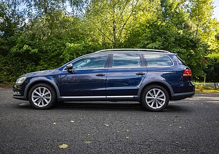 VW Passat Alltrack Volkswagen 2.0 TDI 4MOTION Alltrack Blu...