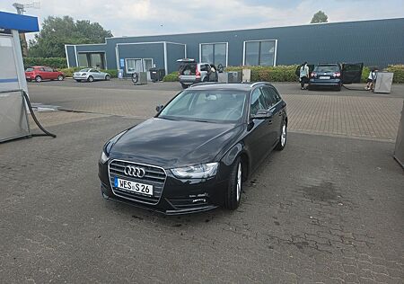 Audi A4 2.0 TDI ultra Ambiente Avant Ambiente