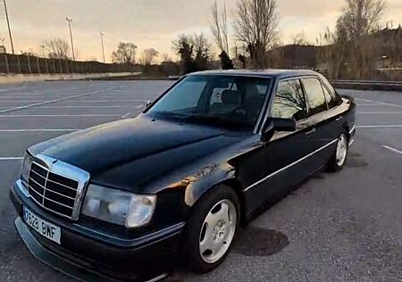 Mercedes-Benz E 300 turbodiesel