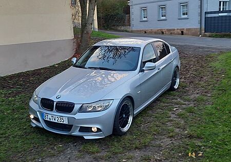 BMW 330d -