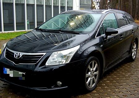 Toyota Avensis Executive 2.2 D-Cat Executive