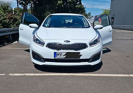 Kia Cee'd / Ceed 1.6 Alu 8-fach bereift