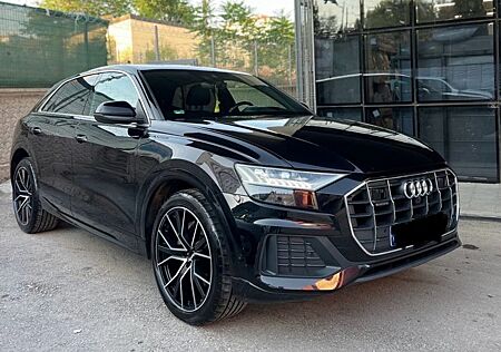 Audi Q8 50 TDI quattro tiptronic -AHK PANO HEAD-UP NA