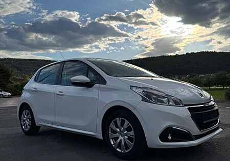 Peugeot 208 PureTech 82 Active Active