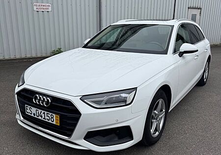Audi A4 30 TDI S tronic Avant -