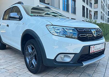 Dacia Sandero II Stepway Celebration, Navi, LED, Klima