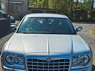 Chrysler 300C 2.7 V6 Autom. -