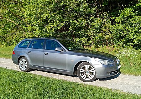 BMW 530i Touring - Gepflegter Kombi Top-Ausstattung