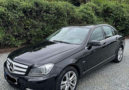 Mercedes-Benz 300