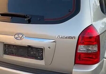 Hyundai Tucson 2.0 GLS 2WD GLS