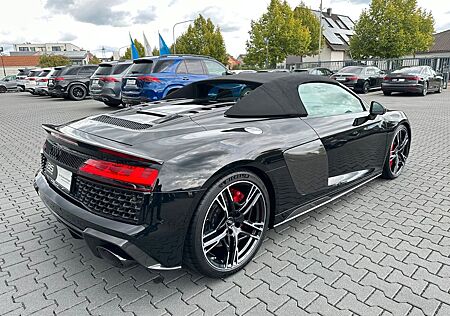 Audi R8 Spyder V10 Performa*Keramik*Laser*B&O*Virual*